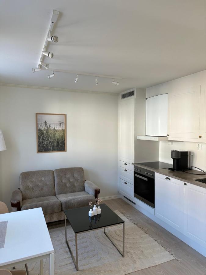 Cosy 2-Rooms Apartment In The City Center 트롬쇠 외부 사진